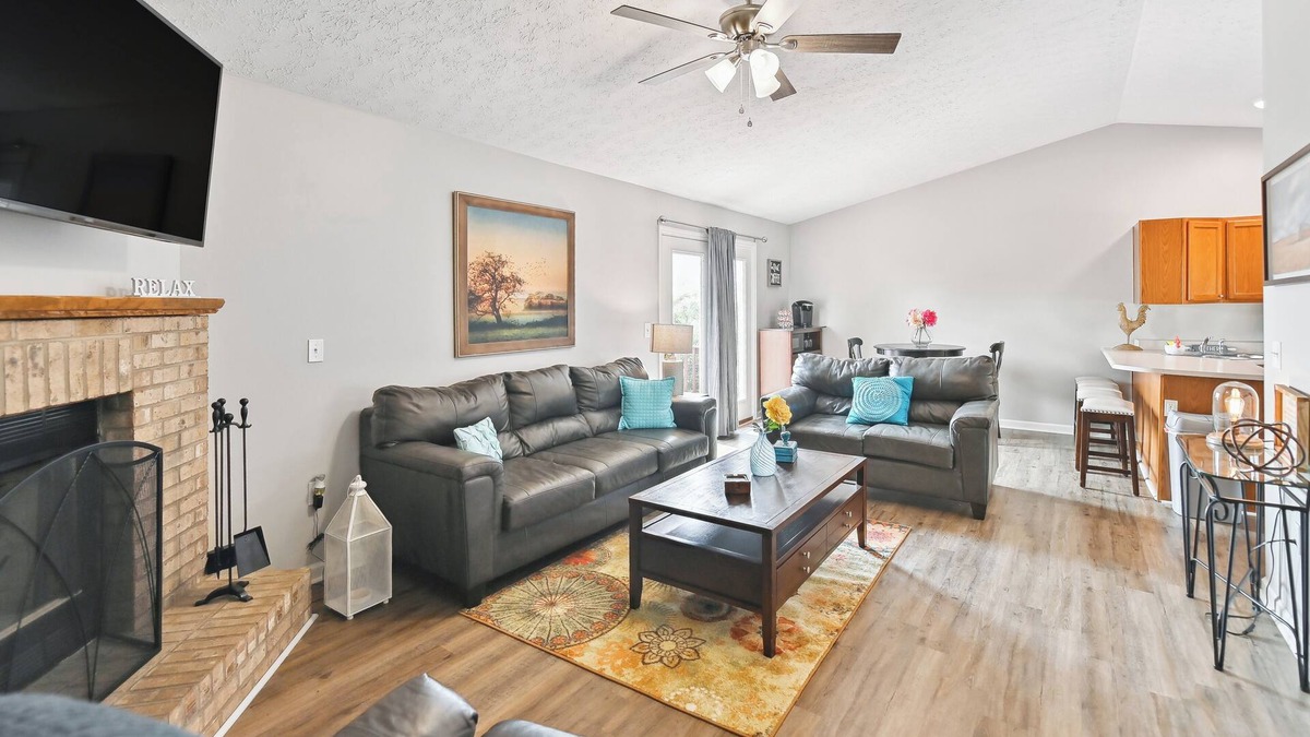 Corinth House | Corinth Getaway w/Deck ~ 11 Mi to Ark Encounter!