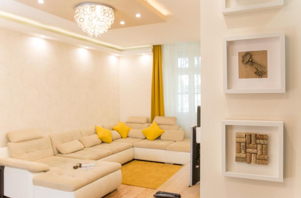 Eger Apartment | Cork Apartman