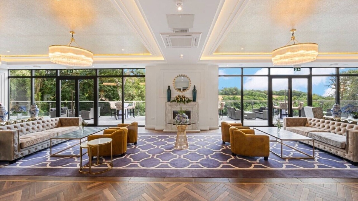 Cork Hotel | Cork’s Vienna Woods Hotel and Villas