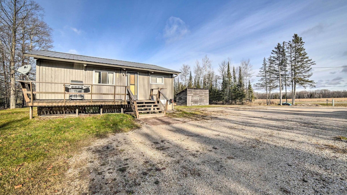 Cornell House | Cornell Home w/Fire Pit & Hunting Access!