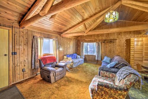 Cornell House | Cornell Home with Fire Pit and Hunting Access!