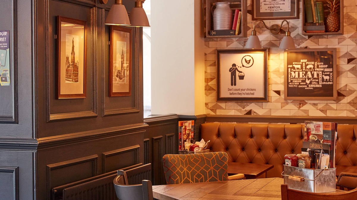Heaton Hotel | Corner House Hotel by Greene King Inns