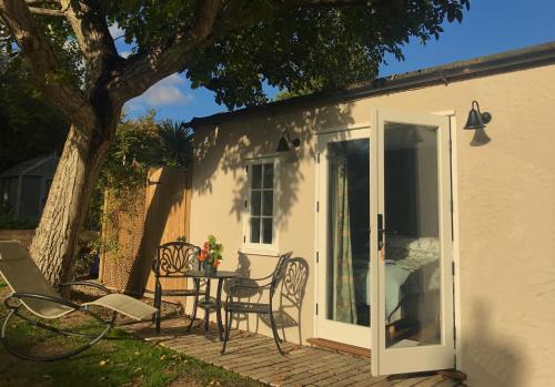 Dunmow Bed & Breakfast | Corner House Luxury BnB