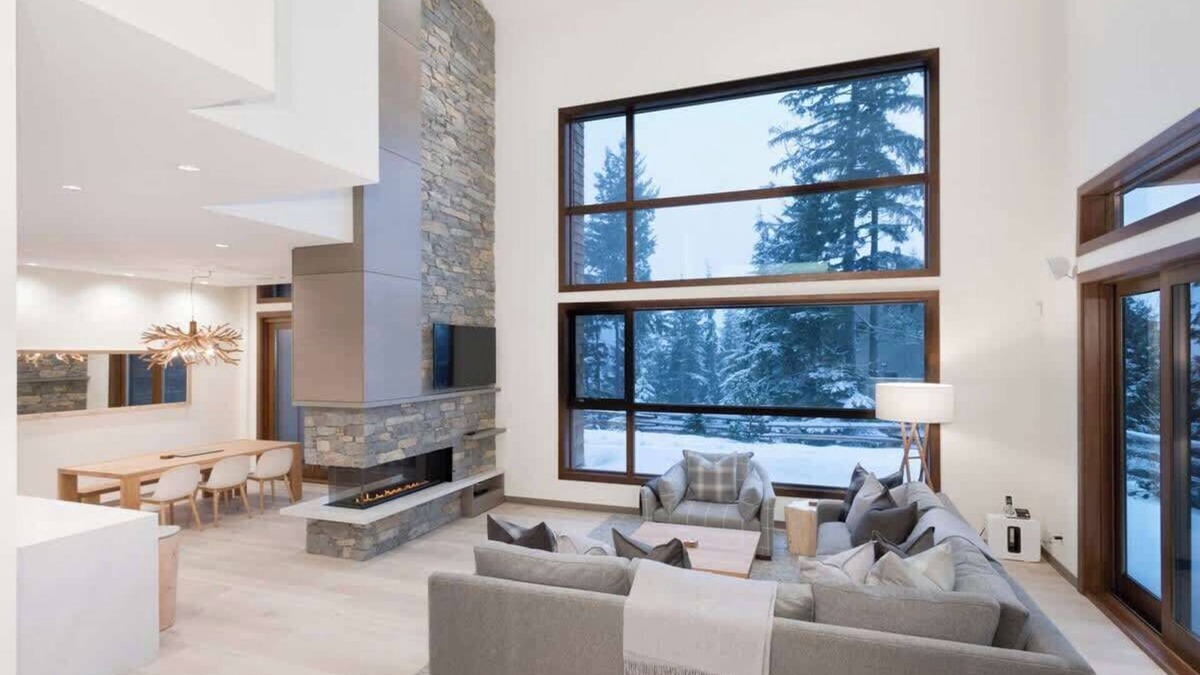Alta Vista House | Corner townhouse w/Alta Lake access
