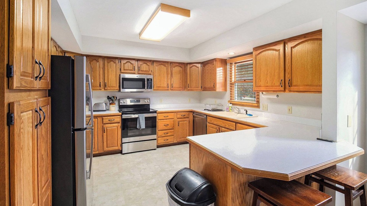 Lincoln House | Cornhusker Haven