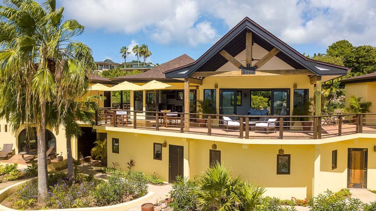 Little Trunk Bay Villa | Cornucopia 5BR in Spanish Town by Personal Villas - Luxurious Lovely Haven