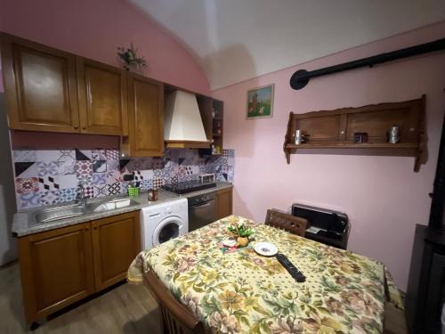 Brusasco Apartment | Corona Grossa - due posti letto - B