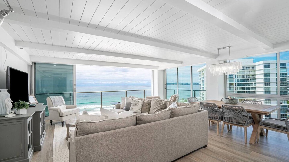 Coronado Condo | Coronado Dream Luxury Oceanfront Condo! Location, Location, Location!