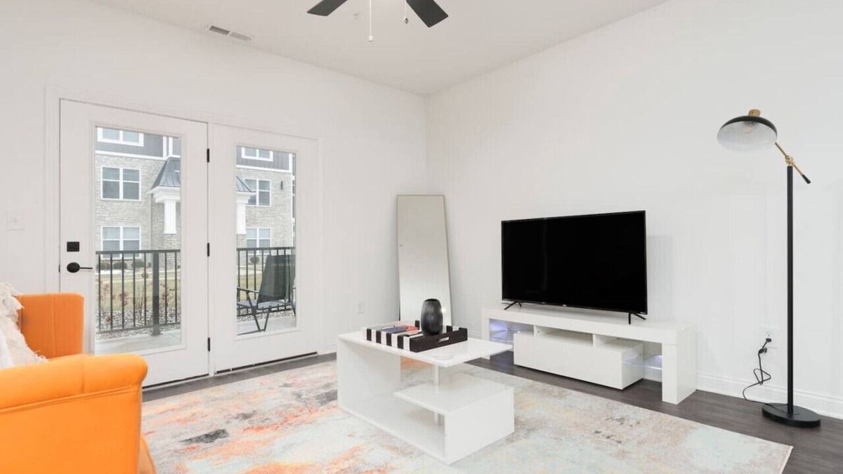 Whitestown Apartment | Corporate Housing by MGM