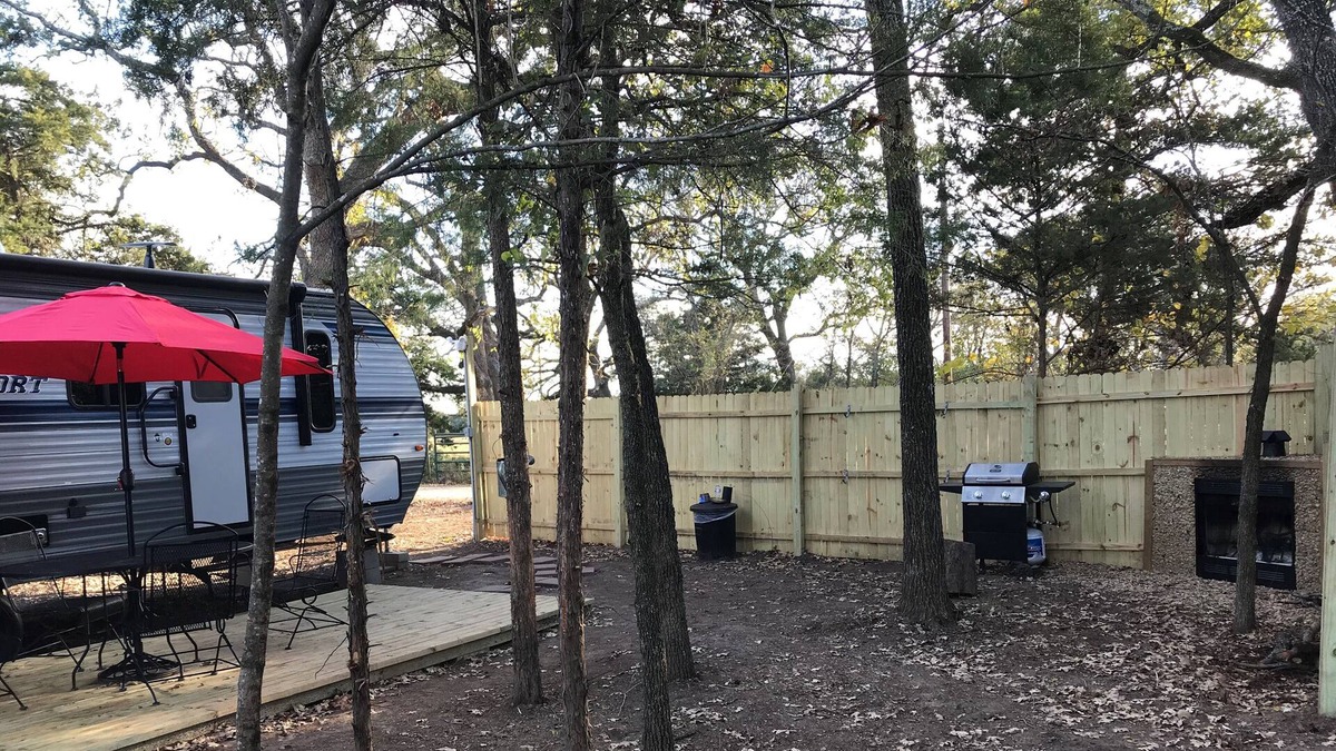 Eureka House | Corsicana near lake sophisticated/private camping