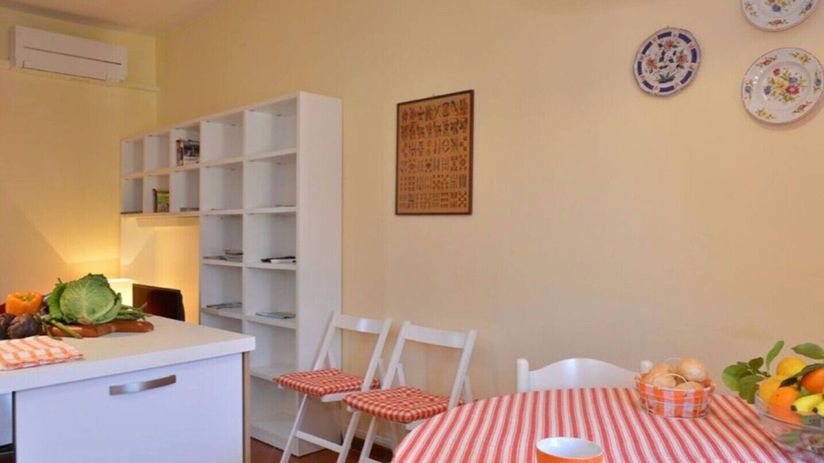 Lazise Old Town Apartment | Corsocangrande25 residence - apartment Monte Baldo 75 sqm.