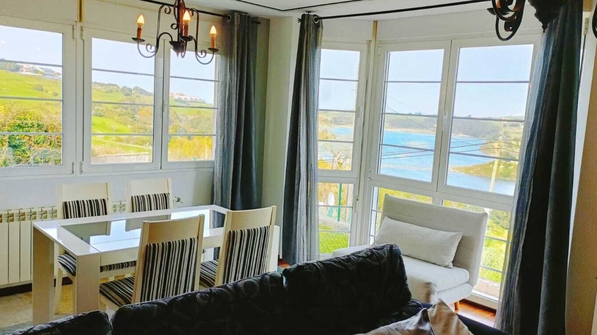 Suances Ski Chalet | Cortiguera Villas Lighthouse