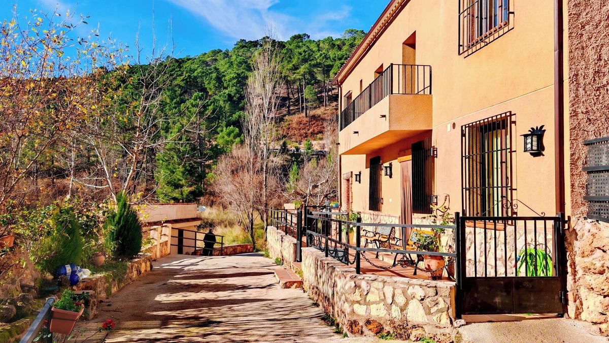 Riopar House | Cortijo de las Cañadas, 500 meters from the source of the Mundo River (Los Chorros).