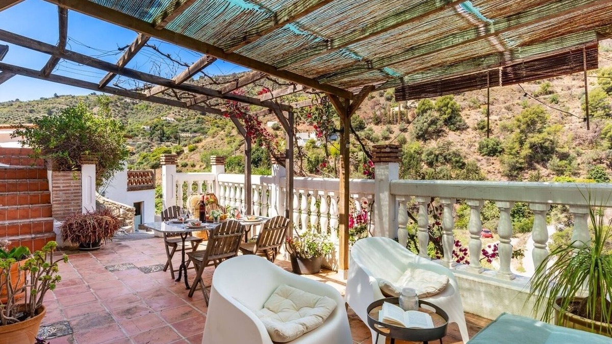 Almunecar Villa | Cortijo Rio Seco Las Golondrinas Almuñécar by Ruralidays