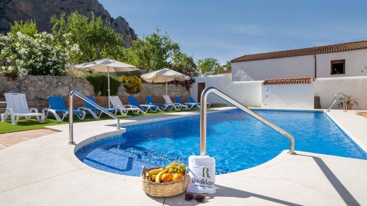 Montejaque Villa | Cortijo Rural Fuente Marchal Montejaque by Ruralidays