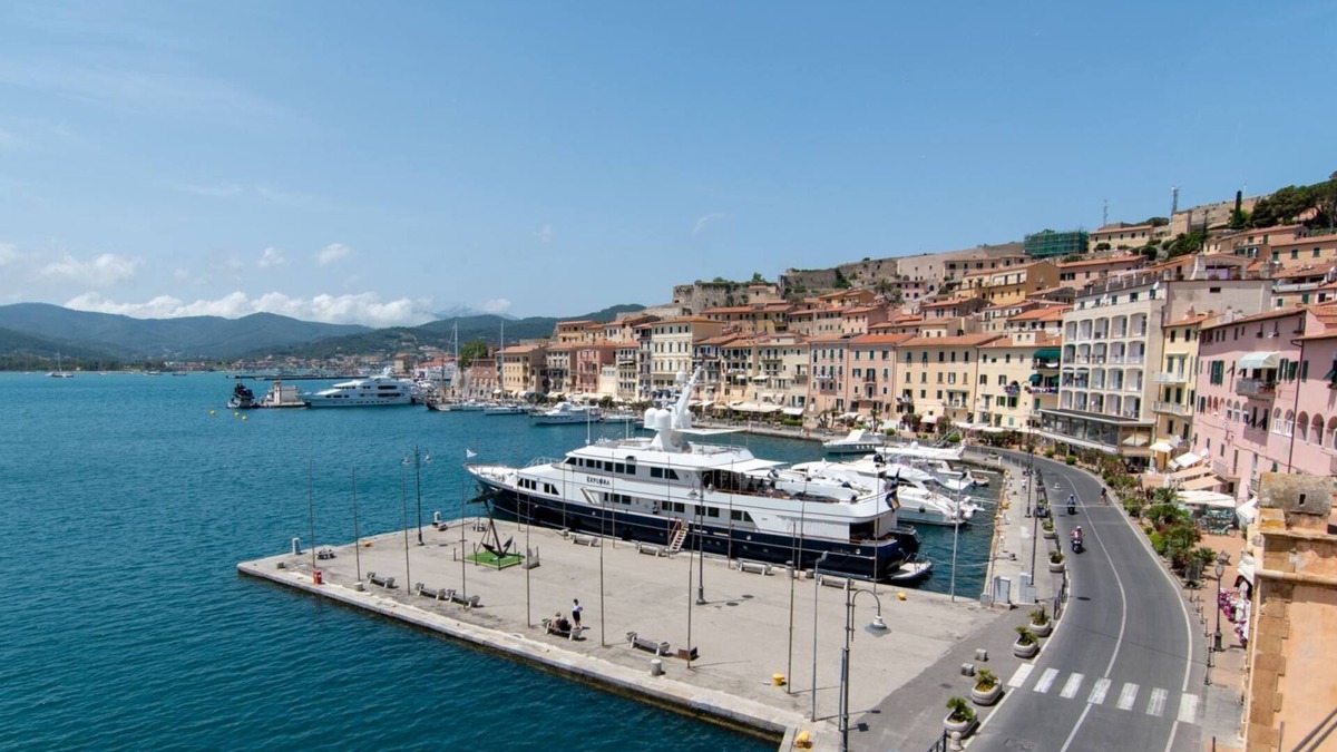 Portoferraio Old Town Apartment | Cosmopoli - La Darsena