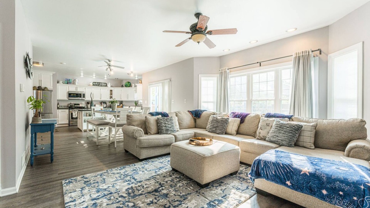 Bolingbrook House | Cosmos Stays, Open Space, Jacuzzi, King Beds, Hot Tub, Serene, Spacious