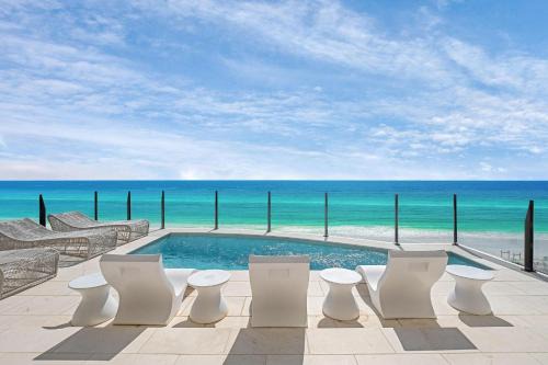 Seacrest House | Costa Fortune