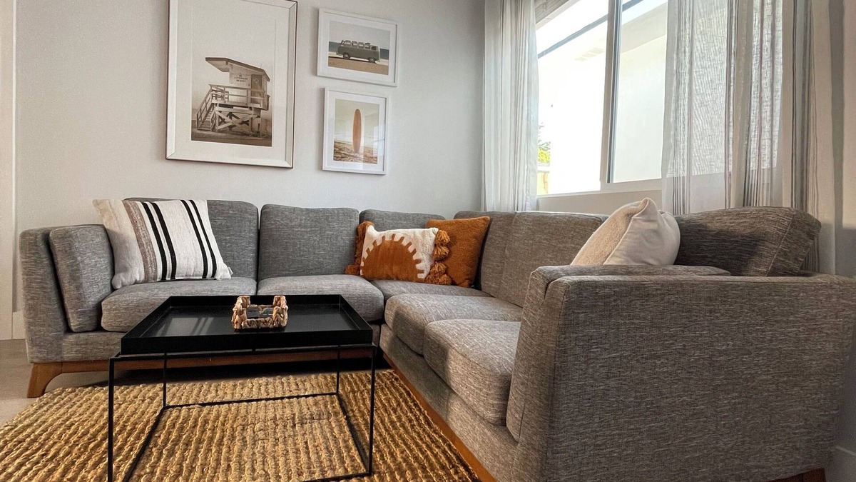 Downtown Cottage | Costa Mesa Guesthouse near beaches, freeways, much more!