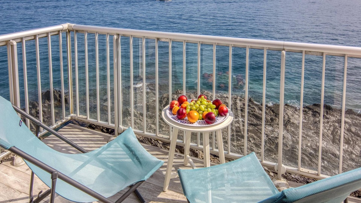 Collioure Apartment | Costavela - First sea line in Collioure