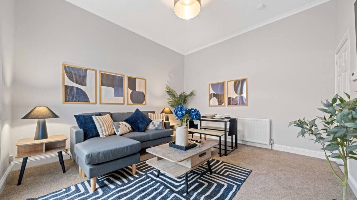 Cambuslang Apartment | Cosy 2 bed apartment in quiet area
