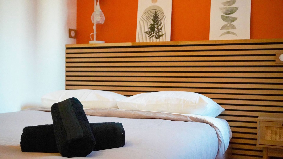 Choisy-le-Roi Apartment | Cosy 2-bedroom apartment - RER C 400m