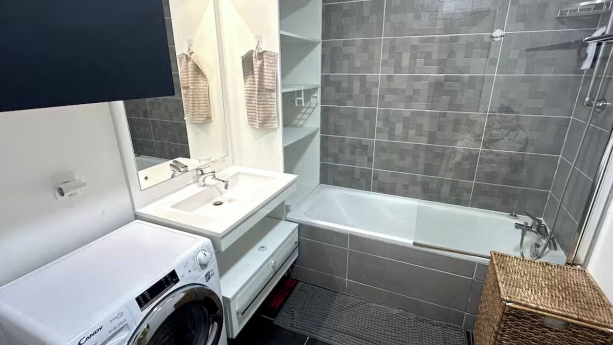 Noisy-le-Grand Apartment | Cosy 3-room apartment with terrace between Paris & Disney