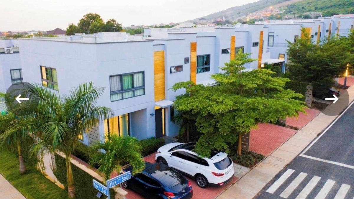 Oyarifa House | Cosy 3bdrm Mountain View Townhouse-