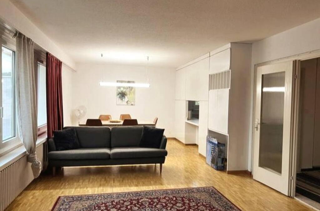 Uster District Apartment | Cosy 4.5 rooms apartment @ LS 16 Dübendorf