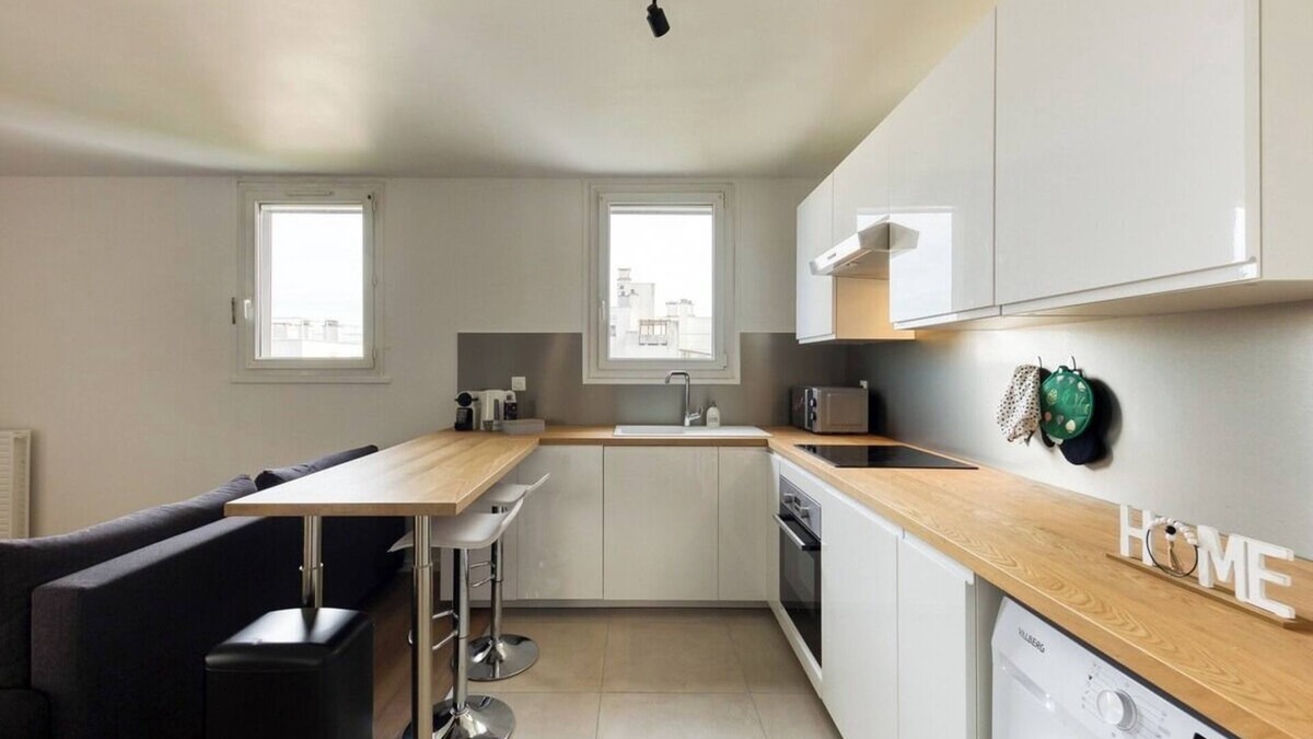 Bras de Fer Apartment | Cosy accommodation 2 minutes from Evry station