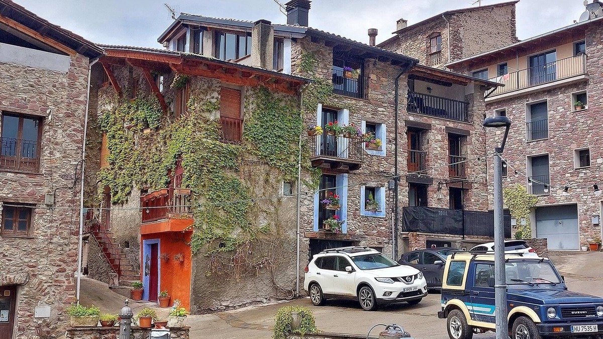 Noves de Segre Cottage | Cosy accommodation 15 km from La Seu d'Urgell.