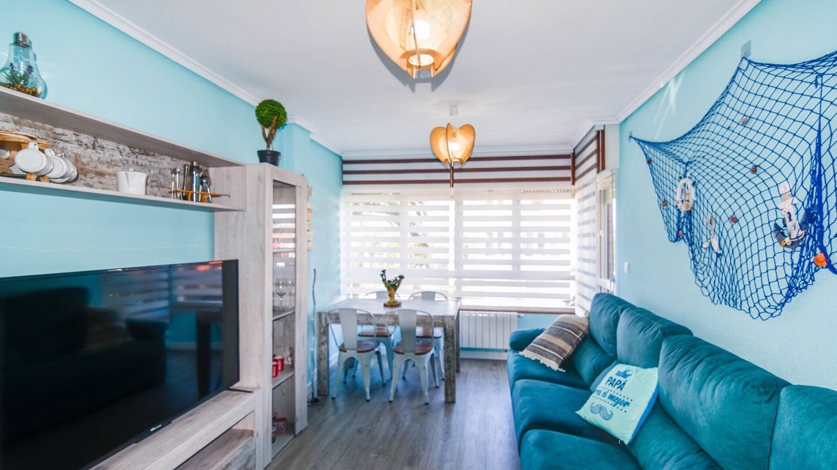 Suances Apartment | Cosy and comfortable flat with swimming pool and paddle tennis court.