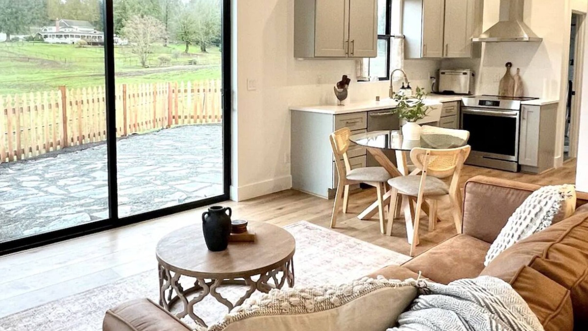 Snohomish Other | Cosy and Quiet Farm Stay, Overlooking Horse Ranch.