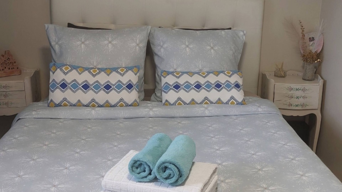 Chelles Apartment | Cosy and quiet outbuilding 15 minutes from Paris - Ideal for a relaxing break
