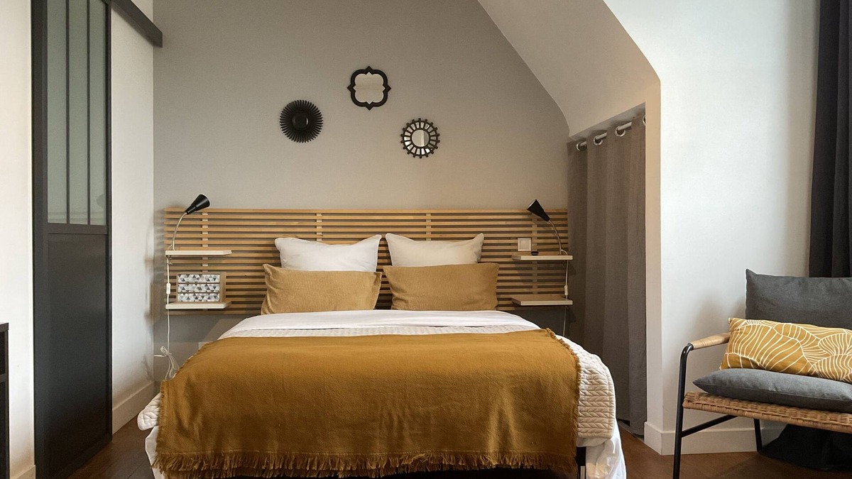 Port-en-Bessin-Huppain Apartment | Cosy apartment at the foot of the port Easy parking