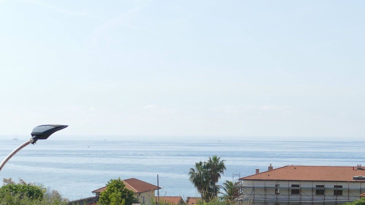 Lavina Apartment | Cosy apartment for 5 people with A/C, WIFI, balcony, pets allowed and parking