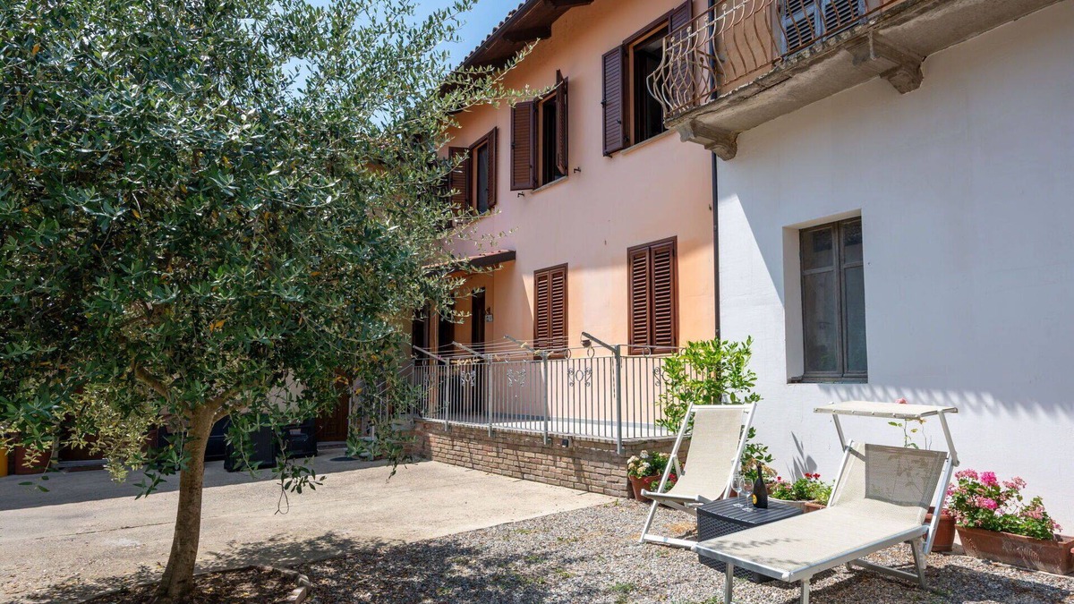 Grazzano Badoglio Apartment | Cosy apartment for 6 guests with A/C, WIFI, terrace and parking