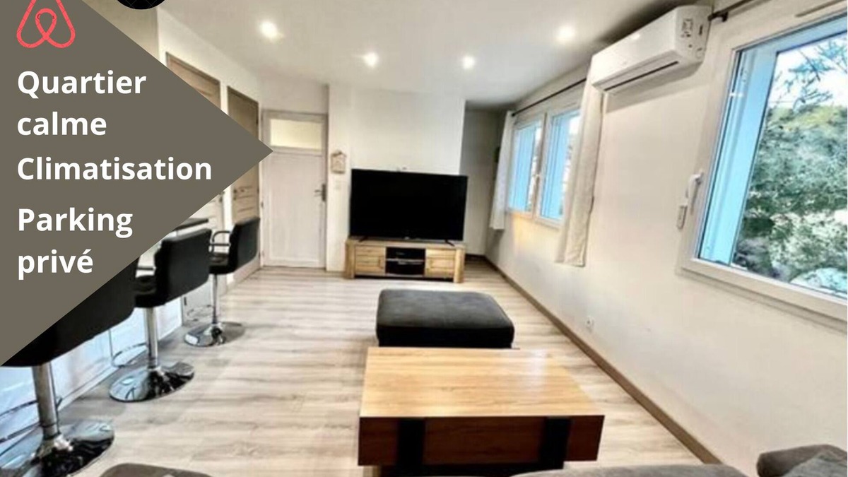 Saint-Chamas Apartment | Cosy apartment, 100 m from beaches, quiet area with outside, air conditioning, wifi & parking