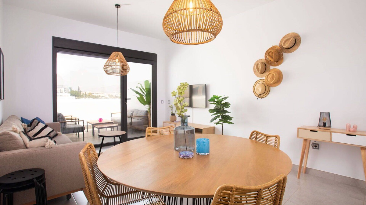 Torre del Mar Apartment | Cosy apartment for 4 people with WIFI, A/C, pool, terrace and parking