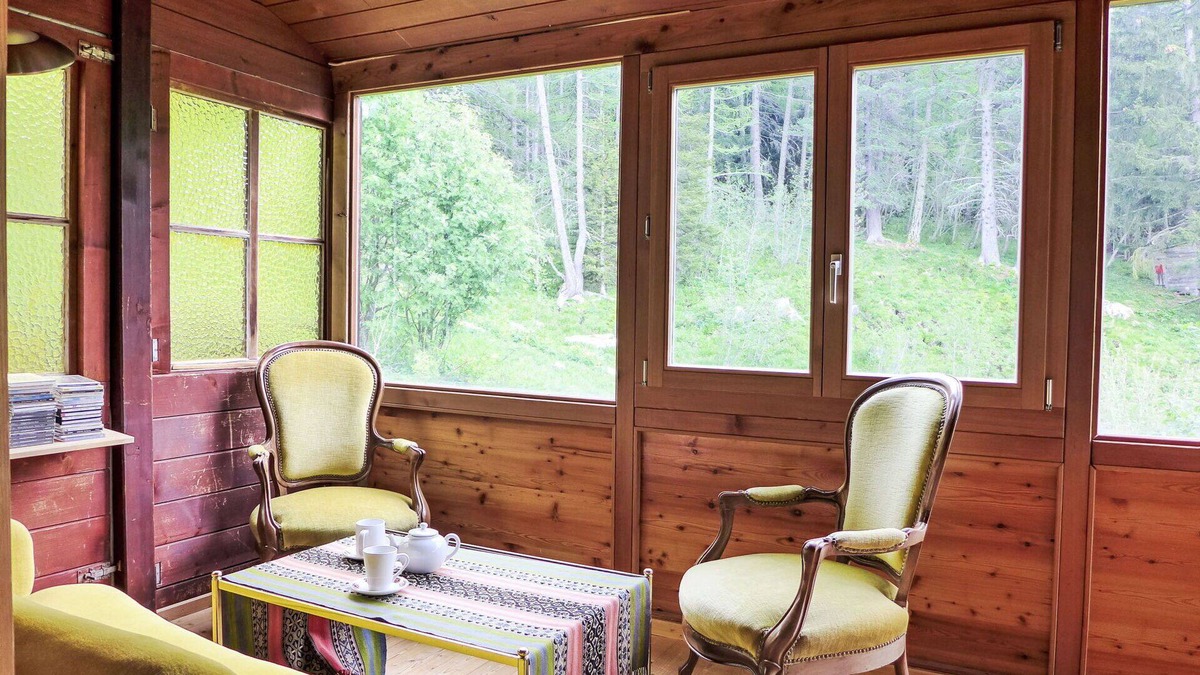 Buerchen Apartment | Cosy apartment for 10 people with WIFI, TV and patio