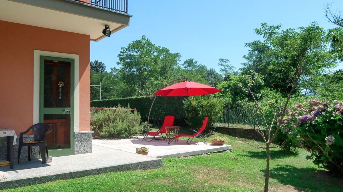 Bracchio Apartment | Cosy apartment for 2 people with WIFI, TV, patio, pets allowed and parking