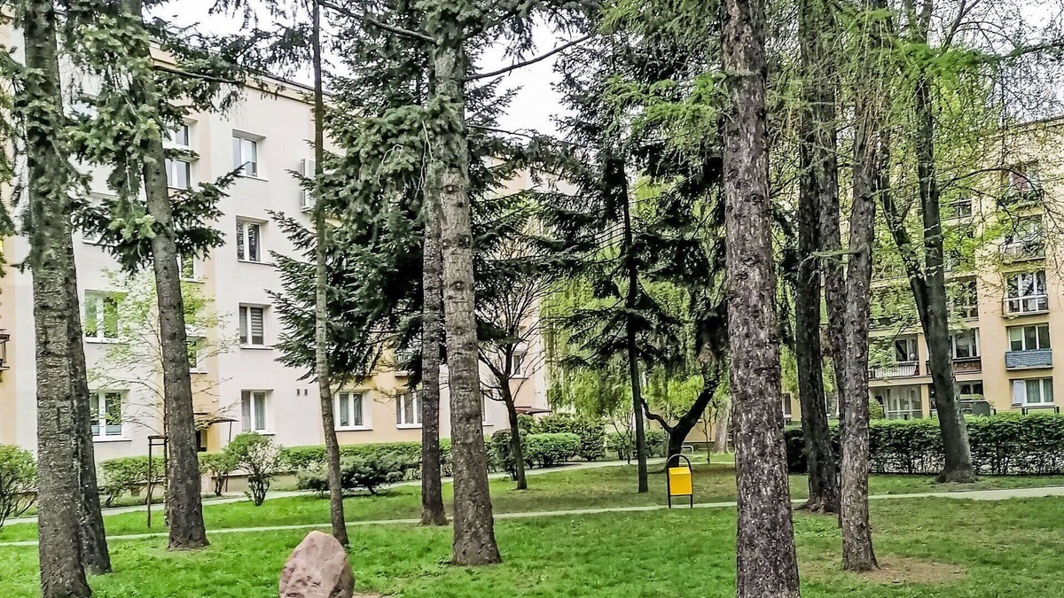 Wola Apartment | Cosy apartment for 2 people with balcony and panoramic view