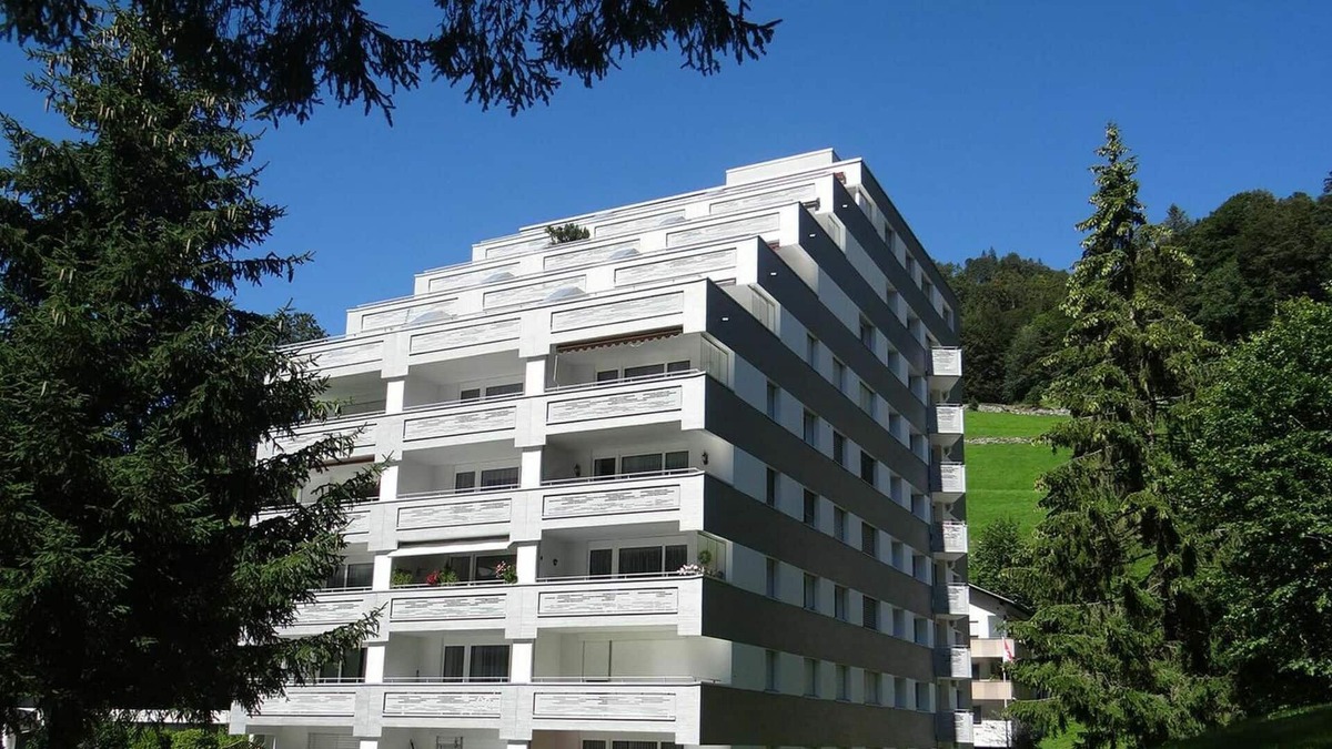 Engelberg Apartment | Cosy apartment for 3 guests with WIFI, TV, balcony, pets allowed and parking
