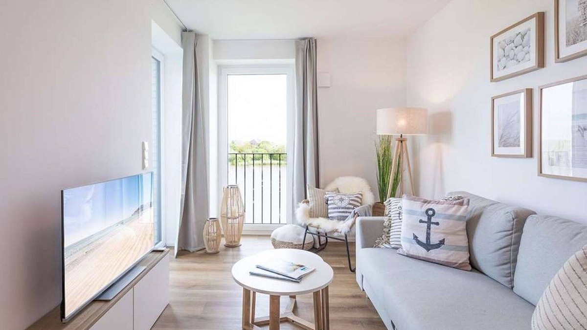 Norderhafen Apartment | Cosy apartment for 3 people with WIFI, TV, balcony and parking