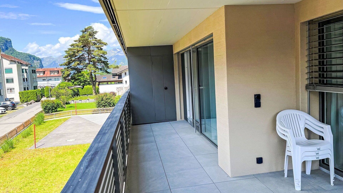 Martisberg Apartment | Cosy apartment for 4 guests with WIFI, TV, balcony and panoramic view