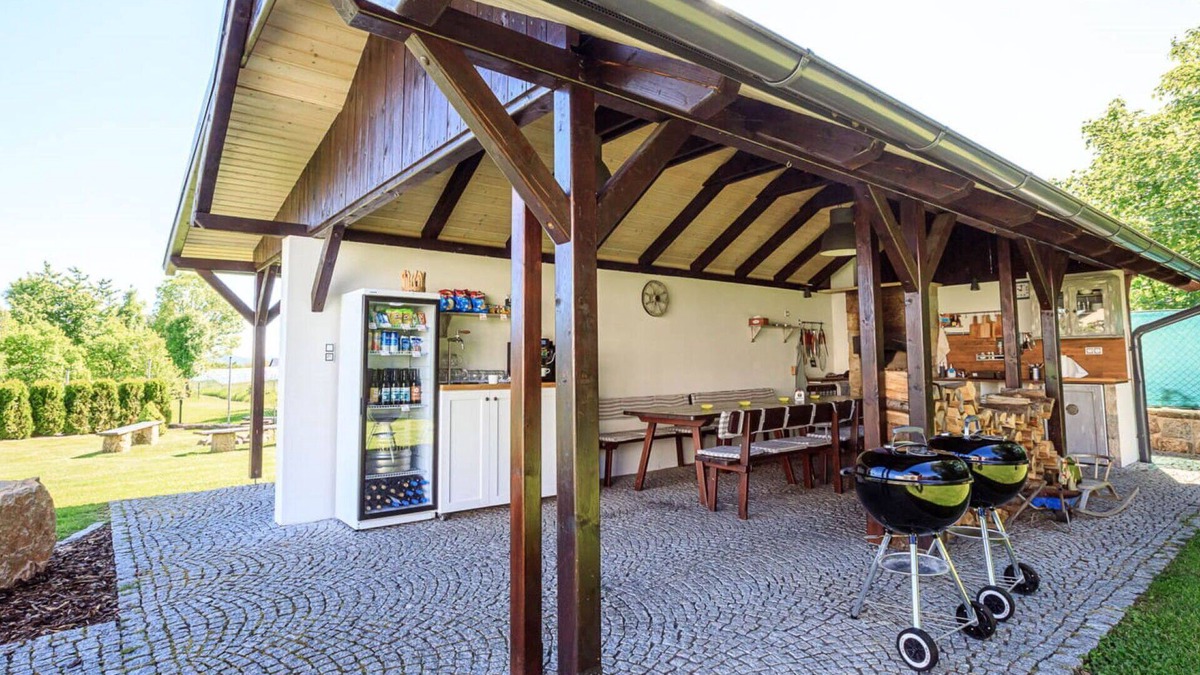 Arnoltice u Decina Apartment | Cosy apartment for 4 guests with WIFI, TV, terrace and parking