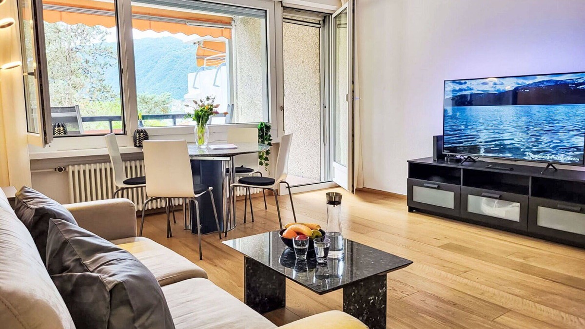 Bigogno Apartment | Cosy apartment for 4 guests with A/C, pool, WIFI, TV, balcony and panoramic view