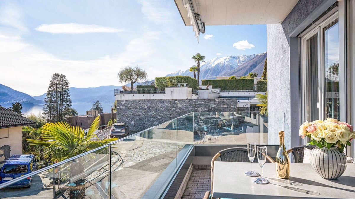 Ascona Apartment | Cosy apartment for 4 guests with WIFI, TV, balcony, pets allowed and parking