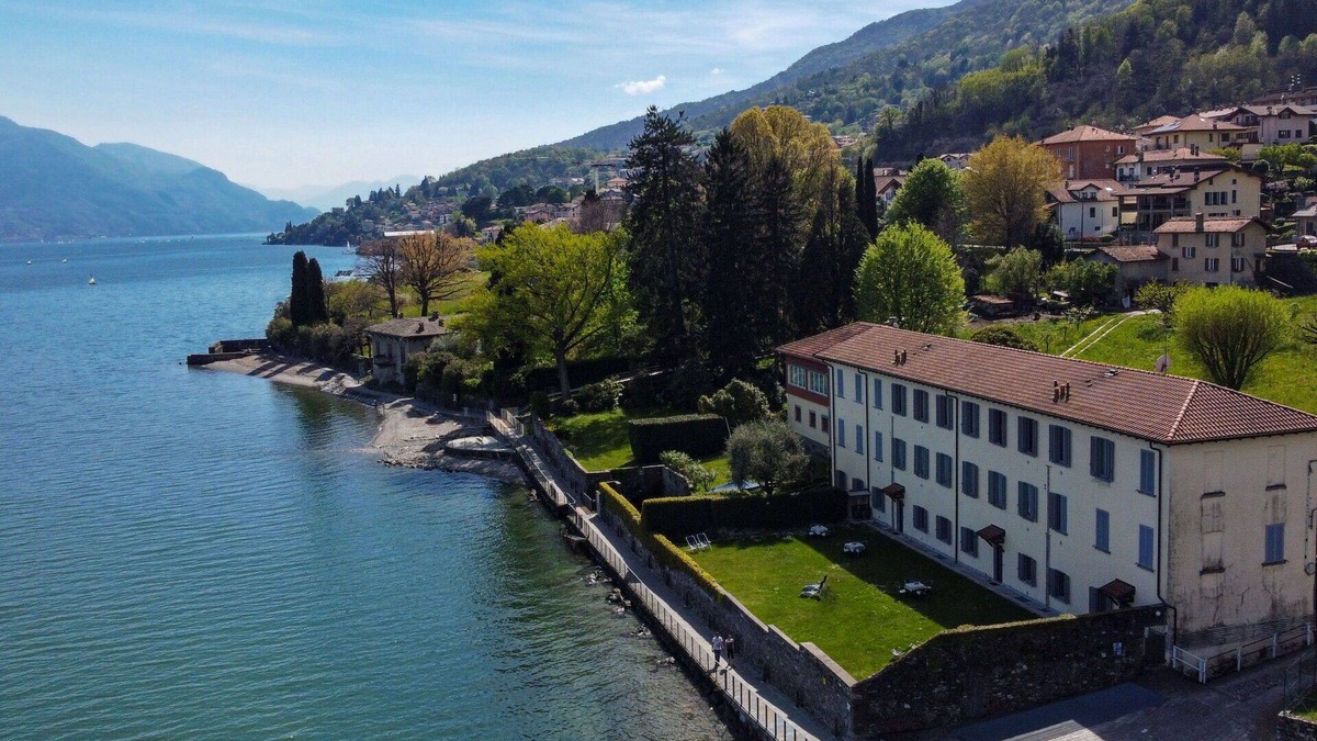 Musso Apartment | Cosy apartment for 4 guests with WIFI, TV, patio and parking