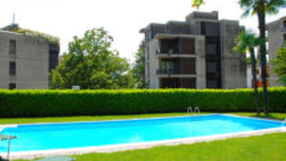 Savosa Apartment | Cosy apartment for 6 guests with pool, WIFI, TV and patio